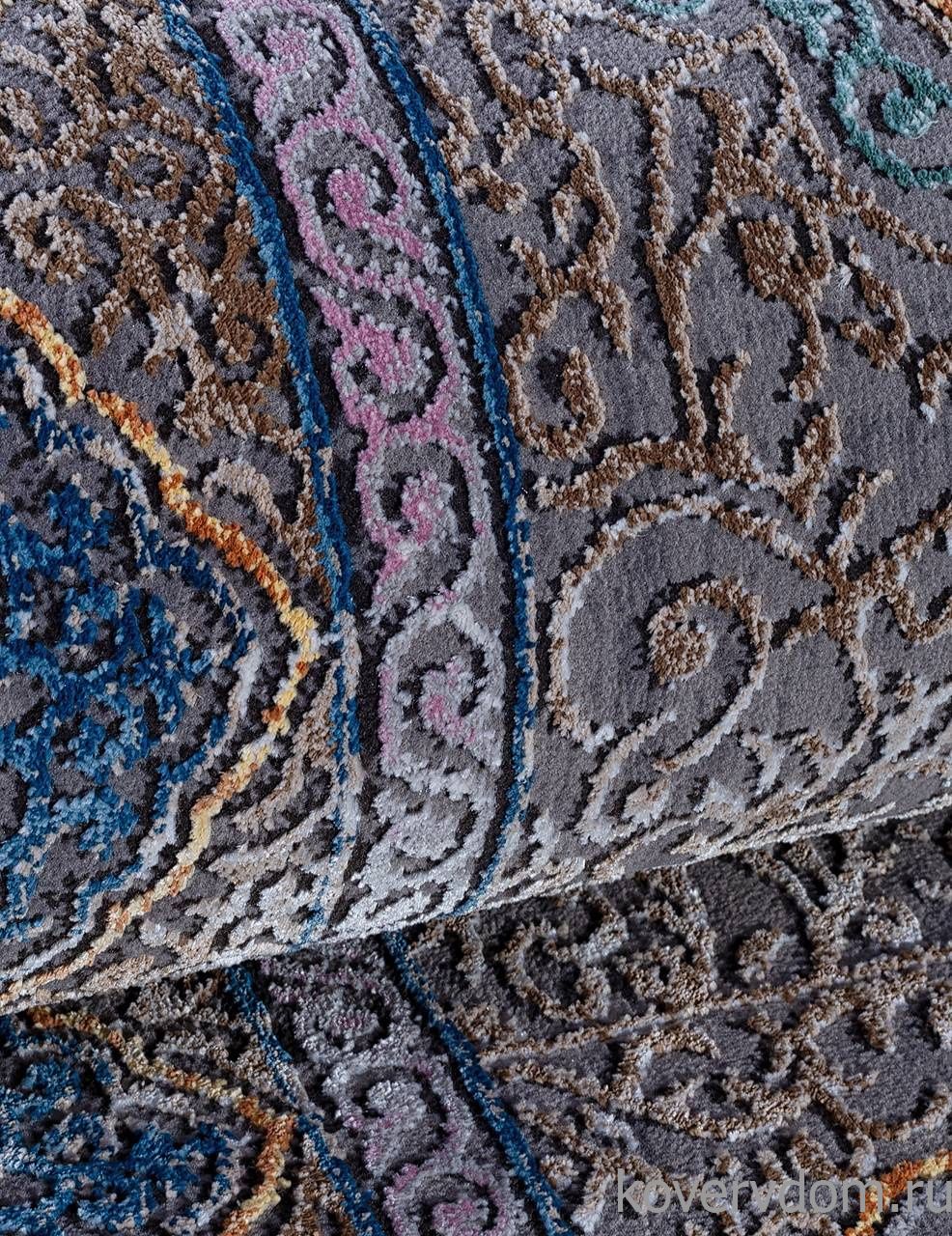 Ковер QUARES 31464 975 GREY GOLD Ковер QUARES 31464 975 GREY GOLD