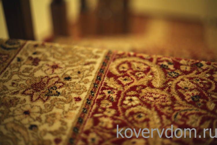 Ковровая дорожка шерстяная Floare MAGIC 287-3658 с укладкой на лестницу Ковровая дорожка шерстяная Floare MAGIC 287-3658 с укладкой на лестницу